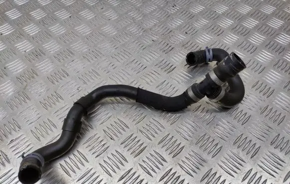 Skoda Octavia Mk3 (5E) Engine coolant pipe/hose