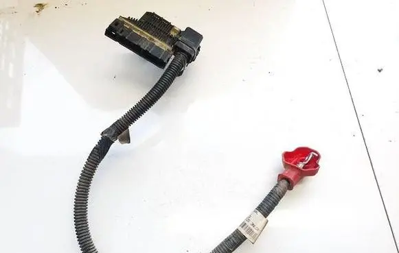 Nissan Leaf I (ZE0) Fuse box set 241053nl0a1 241053nl0a-1