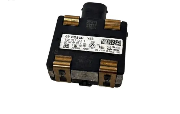 Volkswagen Golf VII Distronic sensor radar 5Q0907561F 0203300447 5Q0907572F