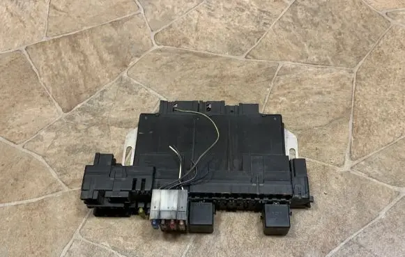 Mercedes-Benz S W220 Fuse module A0265455332