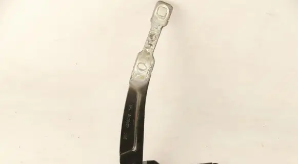 Dacia Sandero Engine bonnet/hood hinges 9R00002