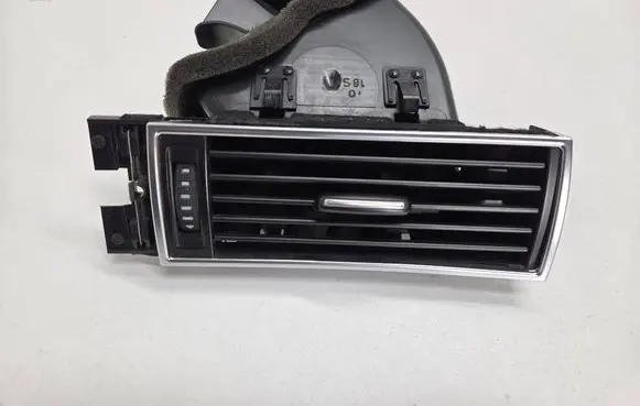 Audi A6 S6 C6 4F Dashboard side air vent grill/cover trim 4F1820902D