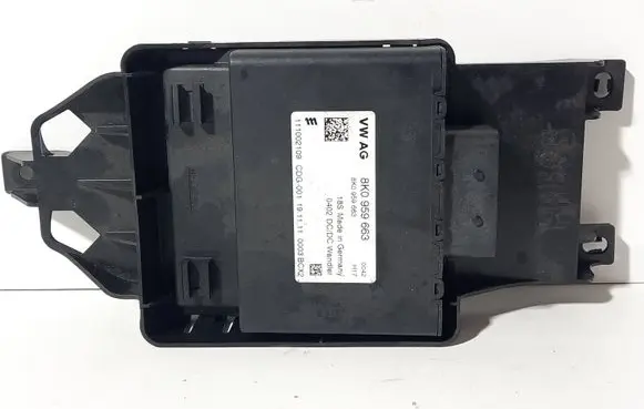 Audi A6 S6 C7 4G Voltage converter/converter module 8K0959663 111002109