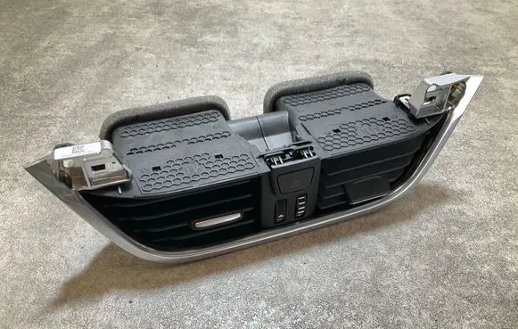 Ford Puma Dash center air vent grill H1BB19K617 R2K619K617