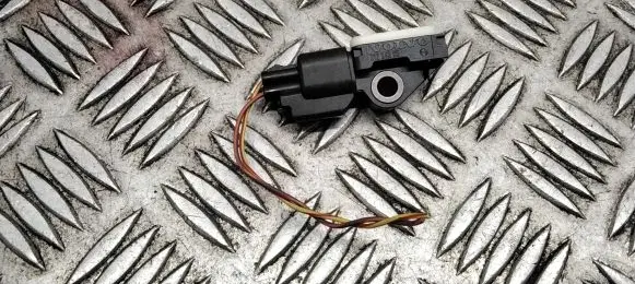 Volvo V70 Airbag deployment crash/impact sensor 31264395