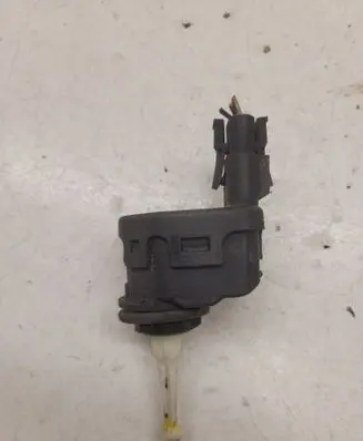 Headlight level adjustment motor