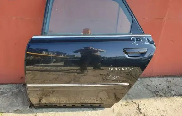 Audi A8 S8 D3 4E Rear door