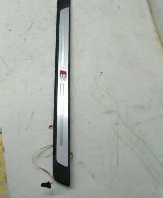 Audi A4 S4 B9 Front sill trim cover 8W0947418A 538032
