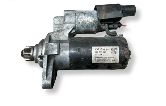 Volkswagen PASSAT B7 Starter motor 0001153007 02Z911024H