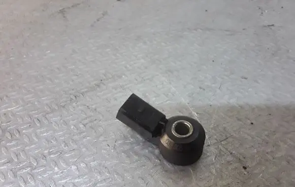 Volkswagen Tiguan Detonation knock sensor 030905377C