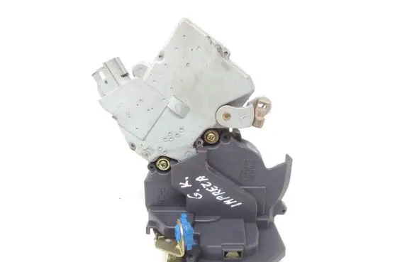 Subaru Impreza II Rear door lock