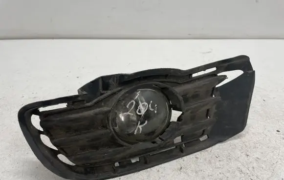 Mercedes-Benz C W204 Front fog light A2048850123