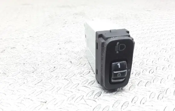 Mitsubishi Grandis Headlight level height control switch