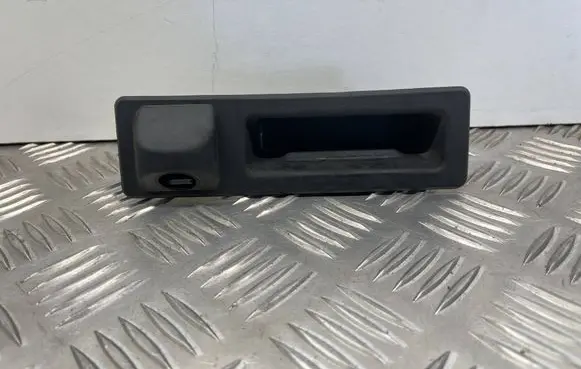 BMW X3 F25 Tailgate handle with camera 7345700 51247345700