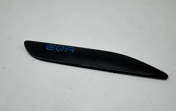 Mercedes-Benz EQA Fender model badge letters 