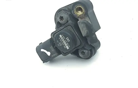 Mercedes-Benz CLS C218 X218 Air pressure sensor A0071530028