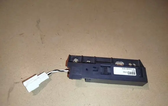 Mazda 3 II Aerial antenna amplifier BBM3676N0