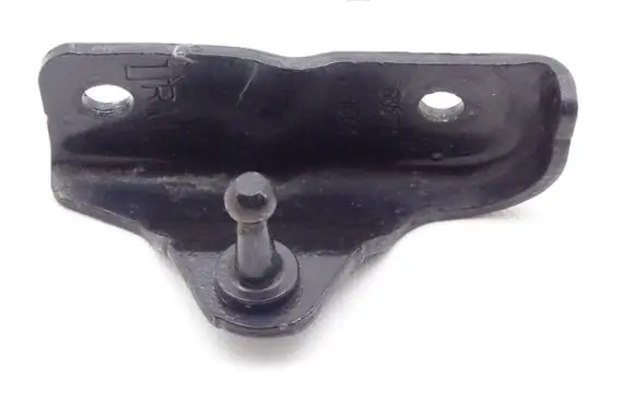 Opel Astra K Tie down hook / loop 