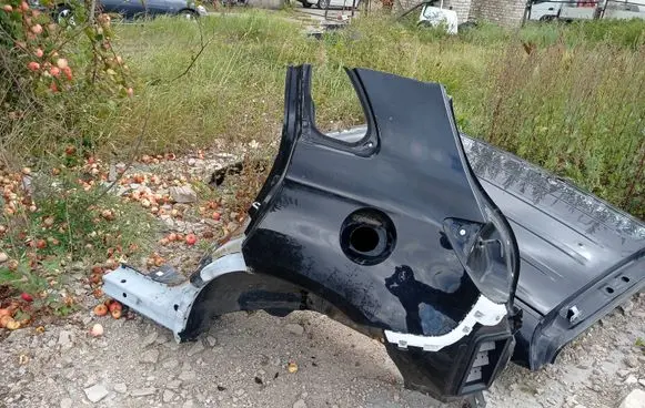 Rear quarter panel