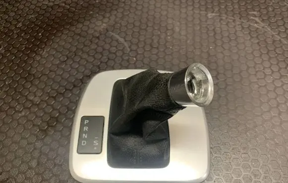 Gear lever shifter trim leather/knob