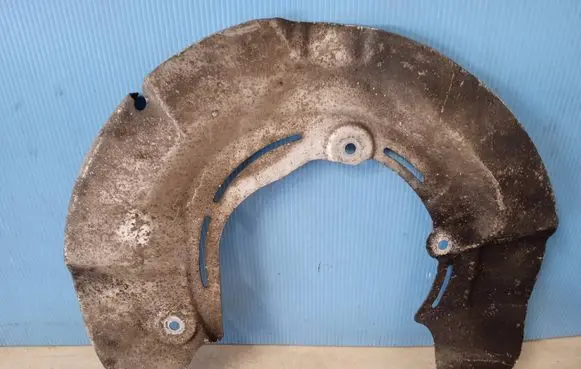 Land Rover Evoque I Front brake disc dust cover plate FK722K004BD
