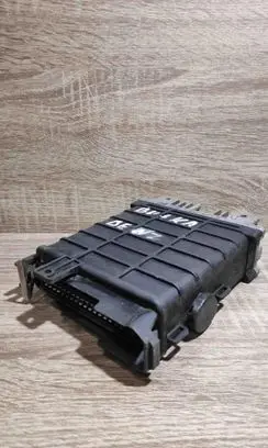 Audi 80 90 B3 Engine control unit/module ECU 893907404 0261200220