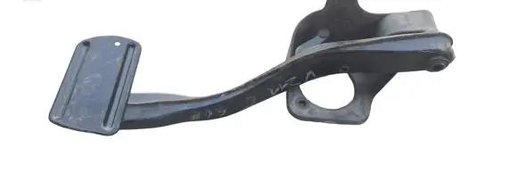 Mercedes-Benz C W203 Brake pedal 5M0063113