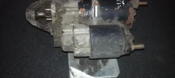 Volkswagen PASSAT B5 Starter motor 1005821933