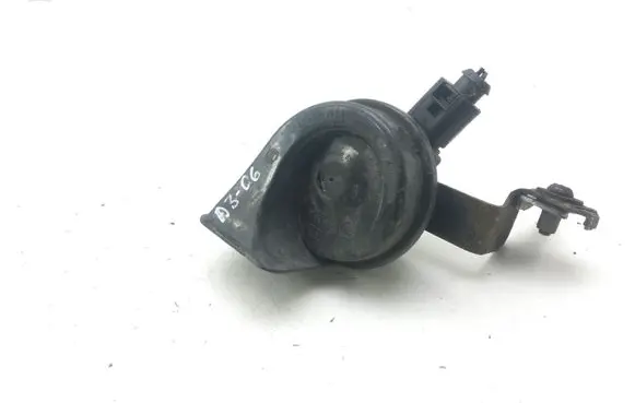 Audi A3 S3 A3 Sportback 8P Horn signal