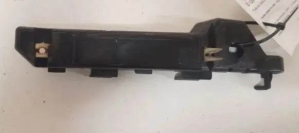 Hyundai Santa Fe Front bumper mounting bracket 865162B000