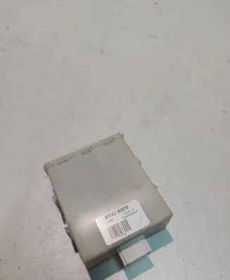 Toyota Avensis T250 Door control unit/module 8974105070