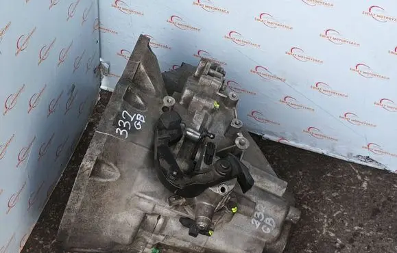 Ford Focus Manual 5 speed gearbox AV6R7002KF