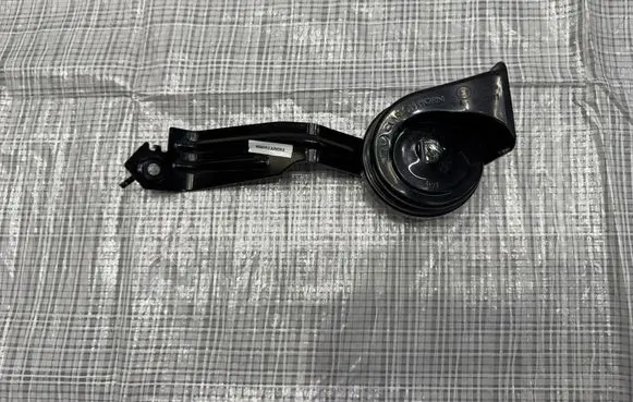 Alfa Romeo Junior Horn signal 9827213580