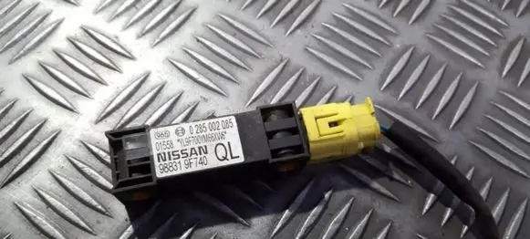 Nissan Primera Airbag deployment crash/impact sensor 0285002085 988319F740QL