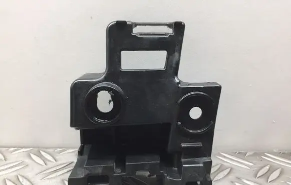 Volkswagen Golf VI Rear bumper mounting bracket 5K6807393A