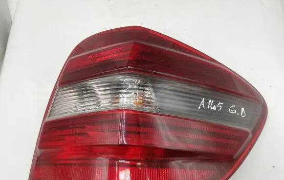 Mercedes-Benz ML W164 Rear/tail lights NOCODE