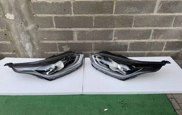 KIA Ceed Headlights/headlamps set 92101J7XXX 92102J7XXX