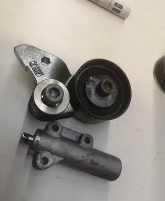 Volkswagen Phaeton Timing belt tensioner 