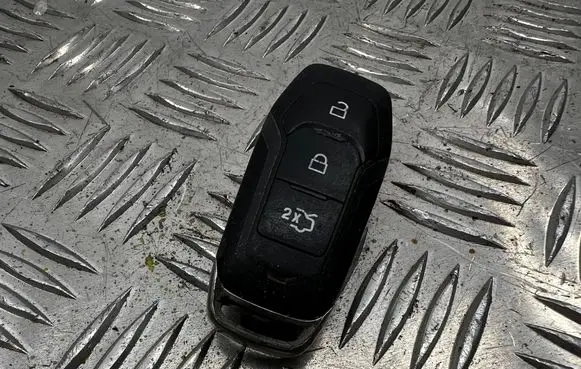 Ford Galaxy Ignition key/card 