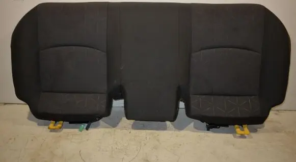 Toyota RAV 4 (XA50) Rear seat 