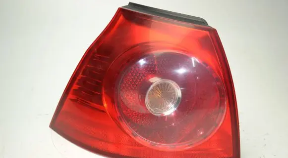 Volkswagen Golf V Rear/tail lights 1K6945095AC 89031704