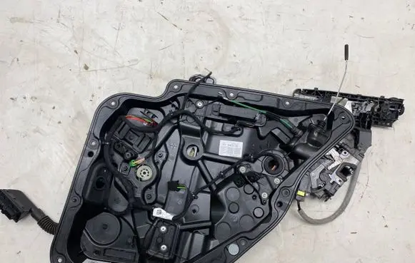 Mercedes-Benz GLC X253 C253 Rear window lifting mechanism without motor A2229002014 A2535400710