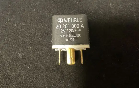 Mercedes-Benz B W245 Other relay 20201000A
