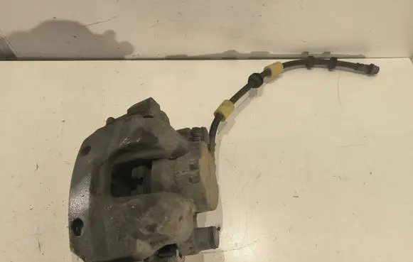 Volvo XC60 Front brake caliper 31423312