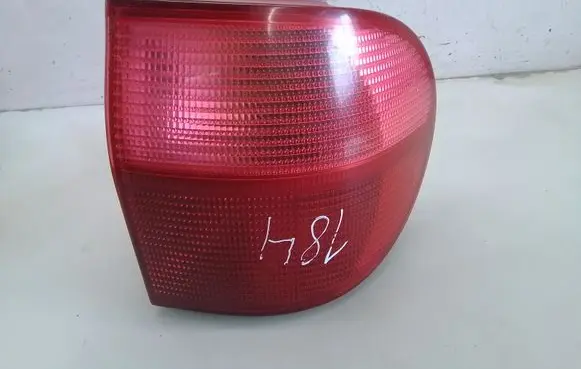 Seat Alhambra (Mk1) Rear/tail lights