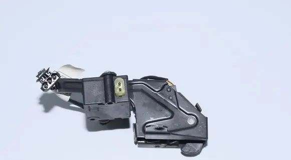 BMW 5 E39 Tailgate/trunk/boot lock/catch/latch 8238469 8384069
