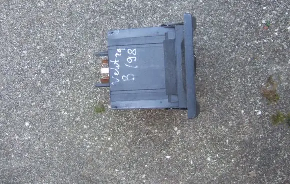 Opel Vectra B Hazard light switch