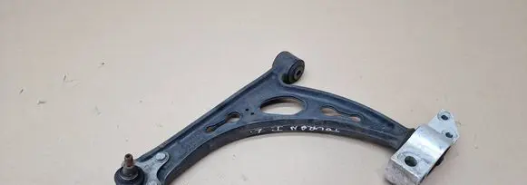 Volkswagen Touran I Front lower control arm/wishbone 1K0407153G