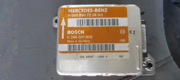 Mercedes-Benz SL R129 Airbag control unit/module A0008207226 0008207226