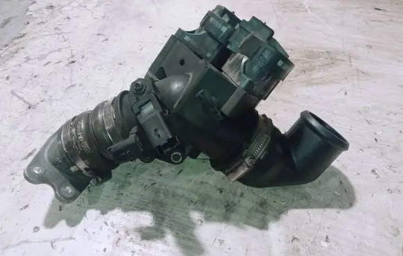Volvo S40 Throttle valve 9686487880 25352157